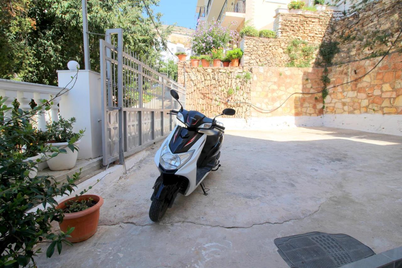 Lengu Holidays Houses Saranda Extérieur photo