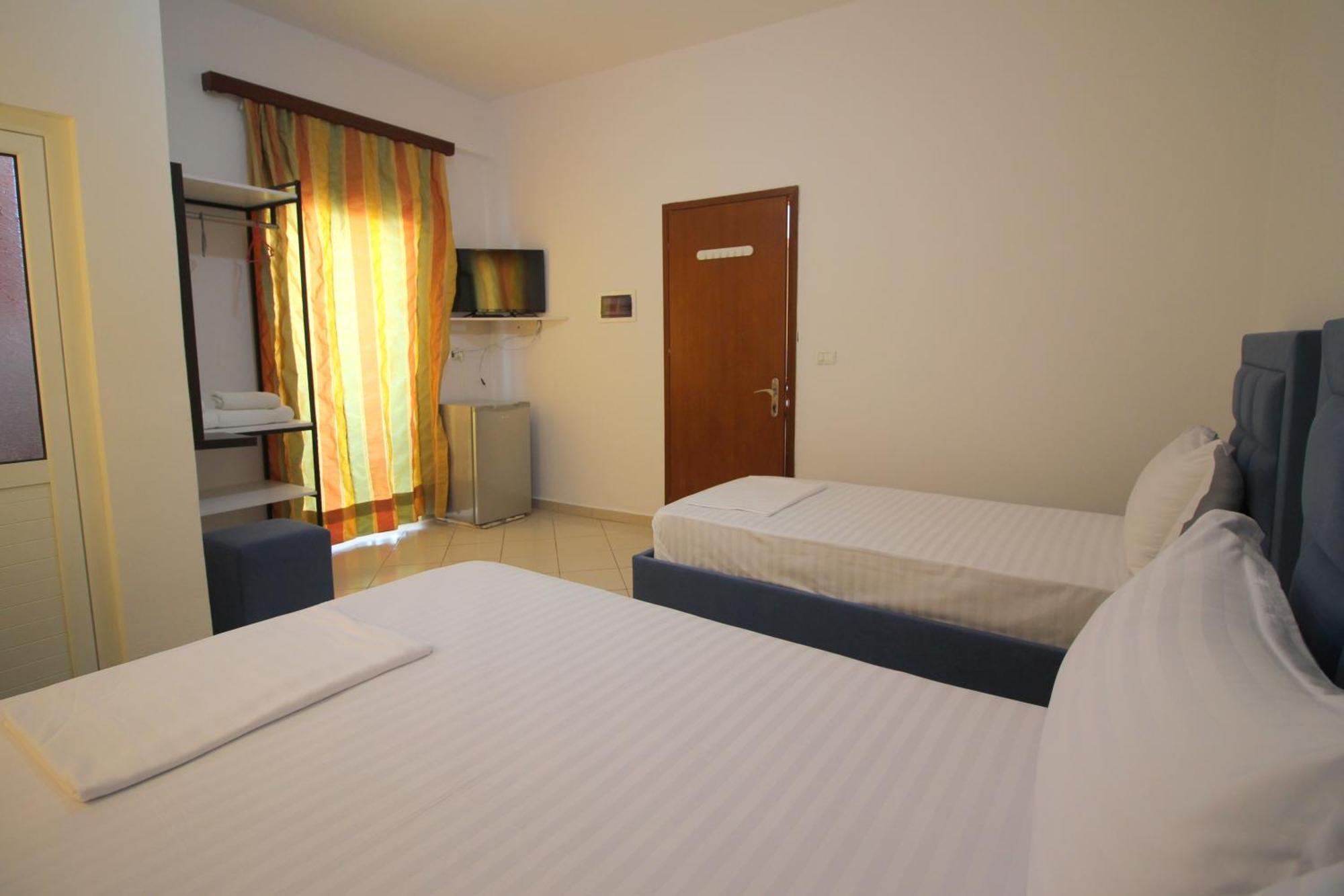 Lengu Holidays Houses Saranda Extérieur photo
