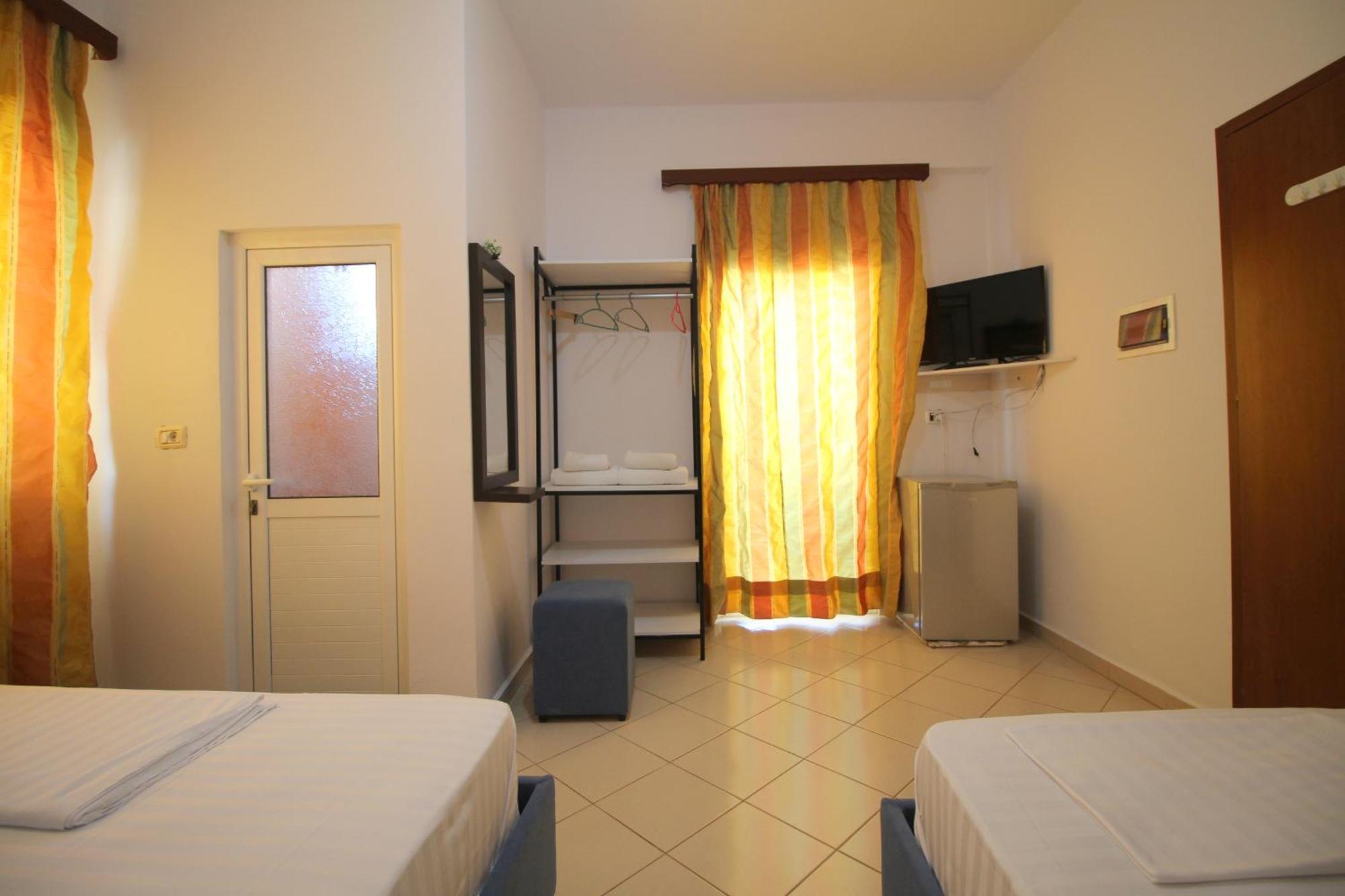 Lengu Holidays Houses Saranda Extérieur photo