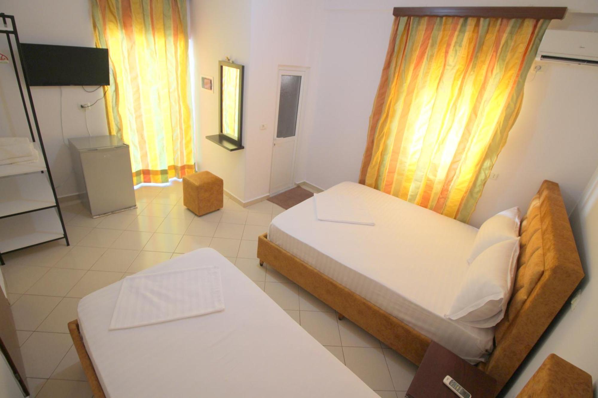 Lengu Holidays Houses Saranda Extérieur photo